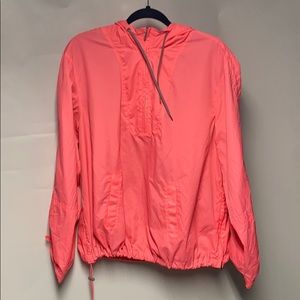 Gap Wind Breaker Size XL